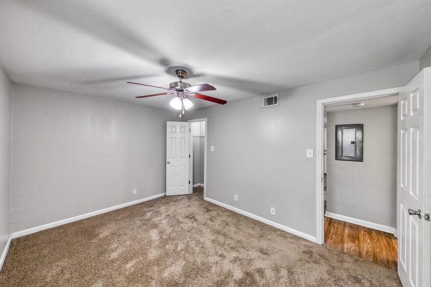 More Photos Of 1901 Lafayette St, Gretna Apartments For Sale