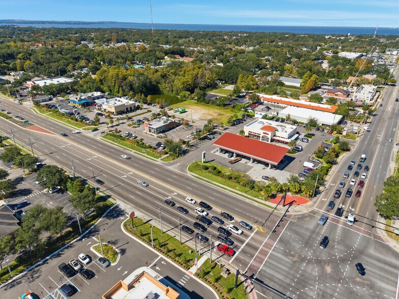 More Photos Of 13599 W Colonial Dr, Winter Garden General Retail For Lease