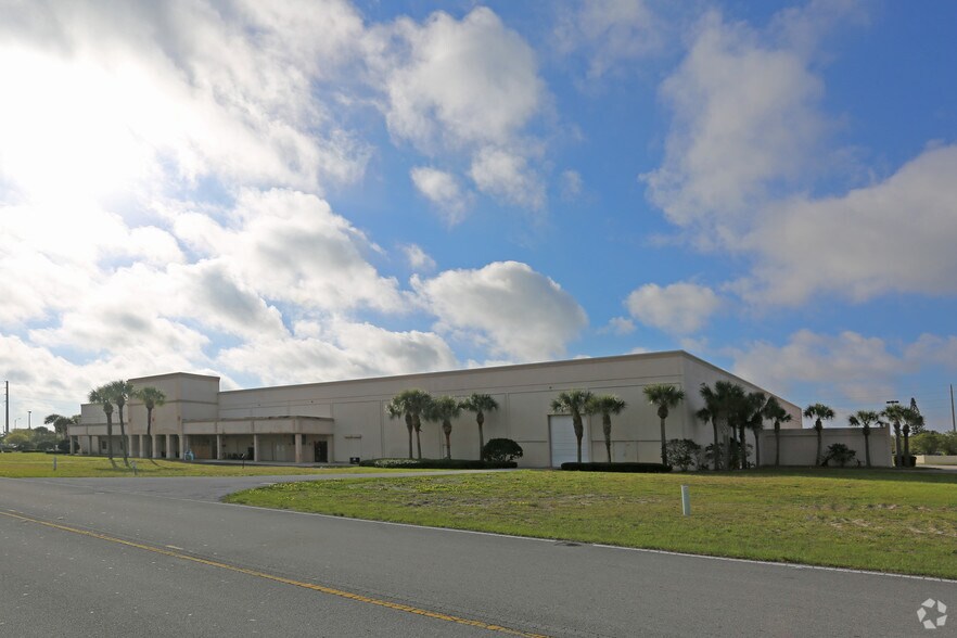 Primary Photo Of 111 US Highway One, North Palm Beach Unknown For Lease