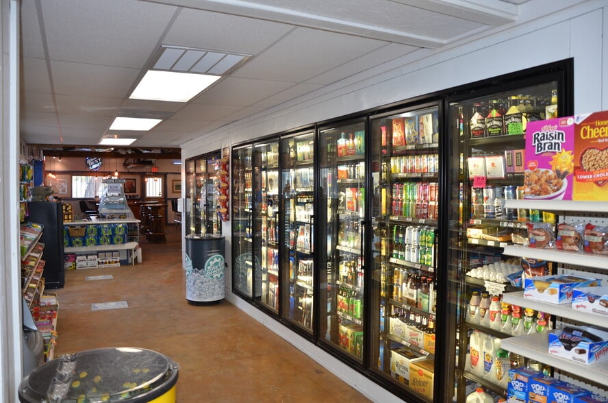 More Photos Of 2239 FM 3432, Adkins Freestanding For Sale