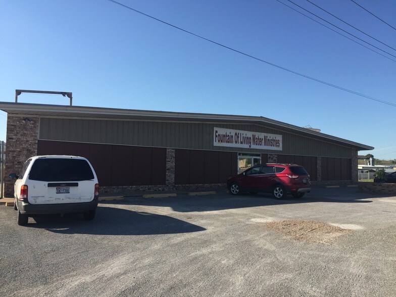 4017 Seymour Hwy, Wichita Falls, TX 76309 Lofts/Showrooms For Lease