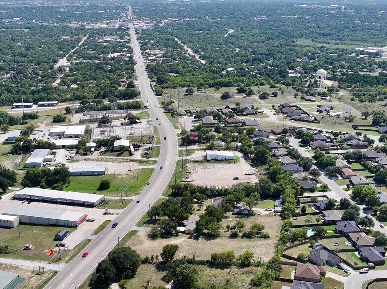 More Photos Of 1835 N Main St, Weatherford Land For Sale