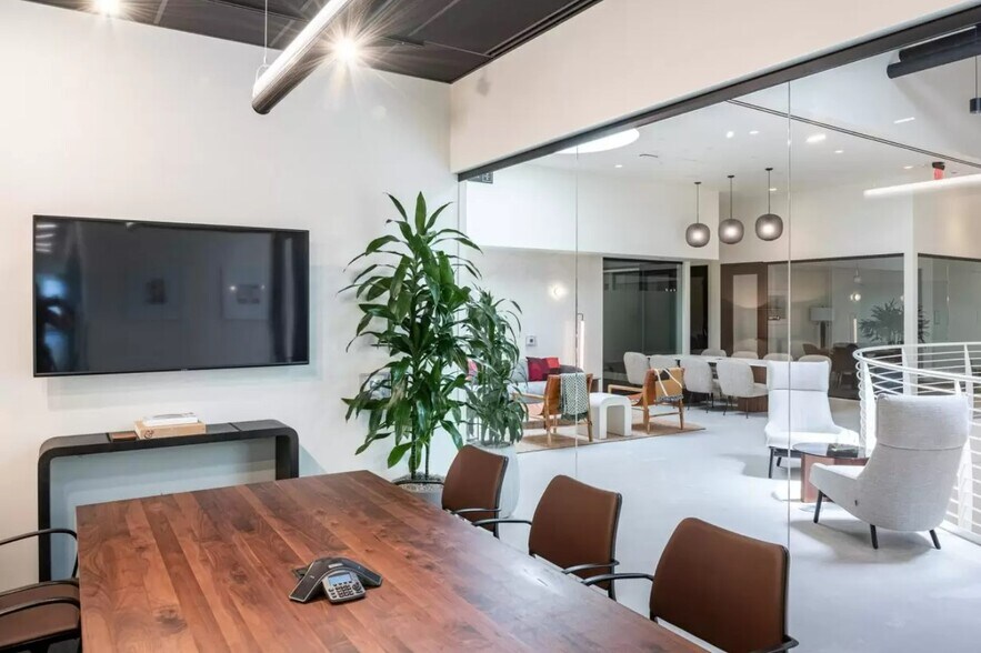 More Photos Of 21 Miller Alley, Pasadena Coworking Space