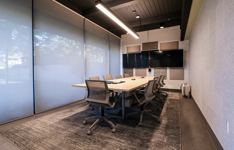 More Photos Of 420 E Carrillo St, Santa Barbara Office Residential For Lease