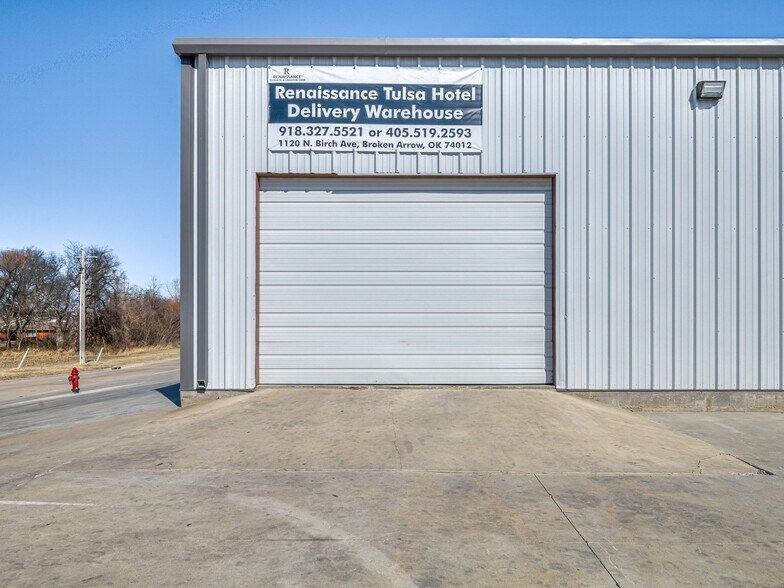 More Photos Of 1120 N Birch Ave, Broken Arrow Industrial For Sale