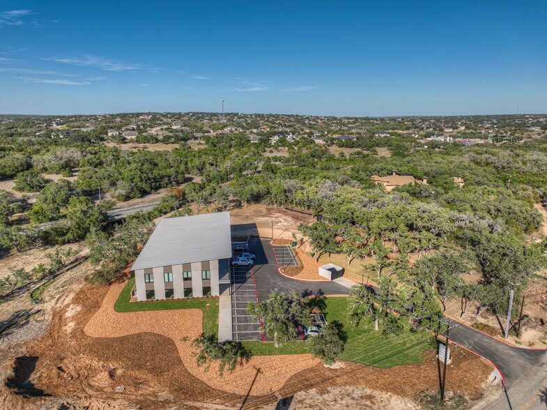 More Photos Of 1878 Herbelin Rd, New Braunfels Office For Sale