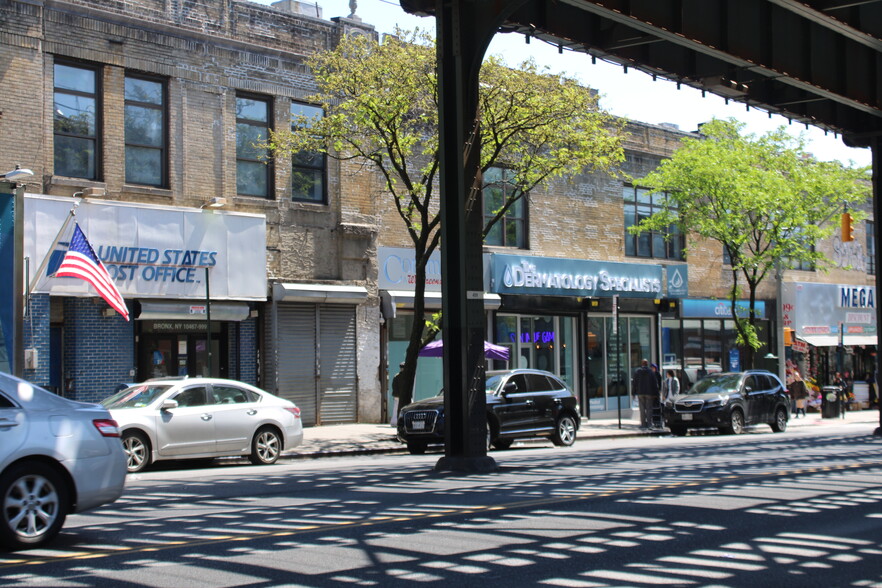 Primary Photo Of 3448-3464 Jerome Ave, Bronx Storefront Retail Office For Lease