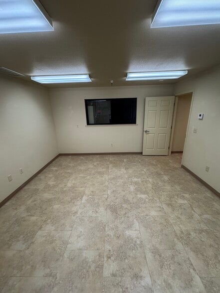 More Photos Of 190 E San Antonio Dr, King City Industrial For Sale