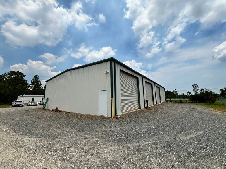 More Photos Of 19300 Valdosta Hwy, Valdosta Distribution For Lease