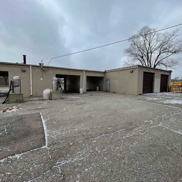 More Photos Of 30544 Grand River Ave, Farmington Hills Carwash For Sale