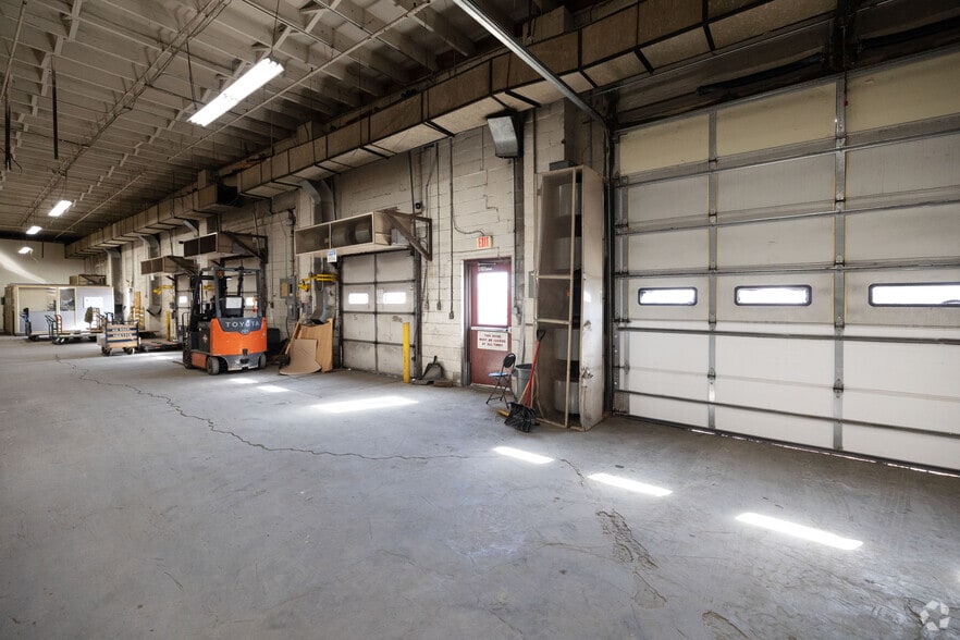 More Photos Of 705 Business Blvd, Schenectady Warehouse For Sale
