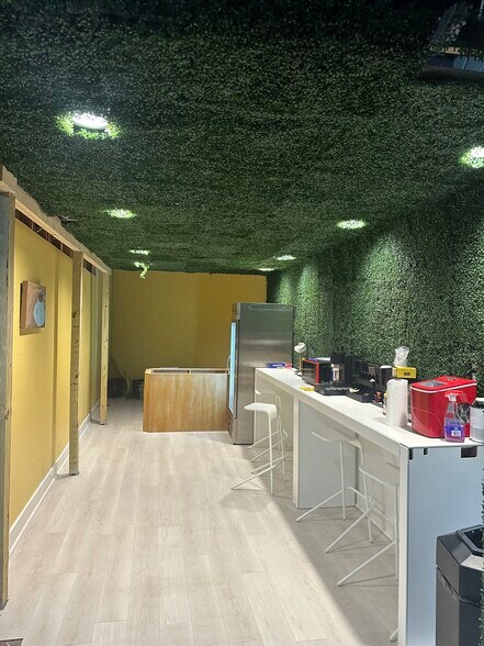 More Photos Of 4505 Commerce Dr SW, Atlanta Warehouse For Lease