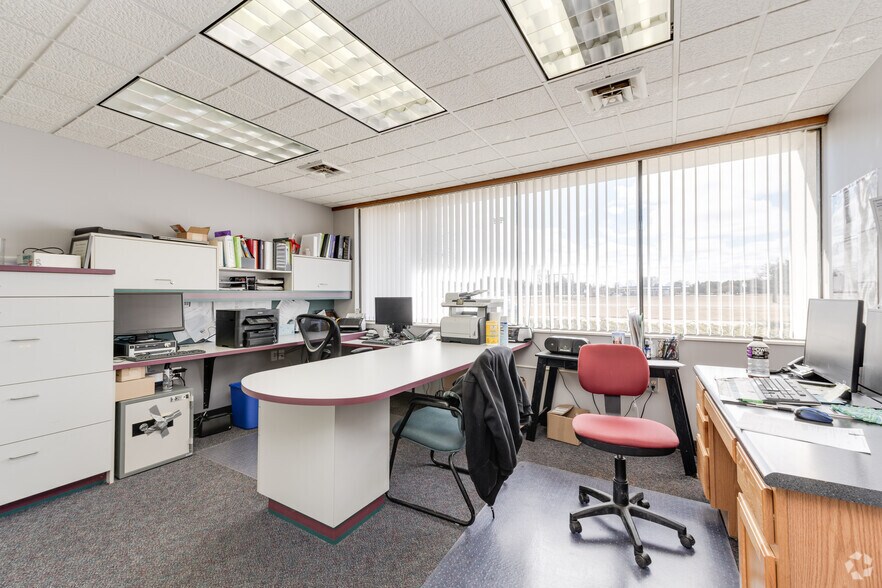 More Photos Of 1277 E Cedar Ave, Gladwin Office For Sale
