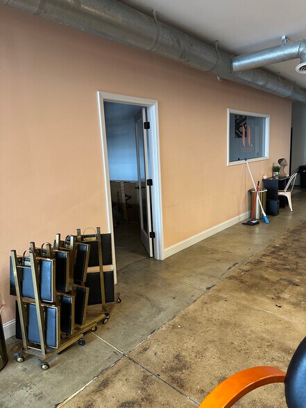 More Photos Of 2112 Morris Ave, Birmingham Office For Lease