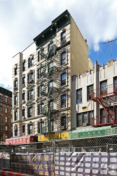 Primary Photo Of 208 Grand St, New York Apartments For Sale