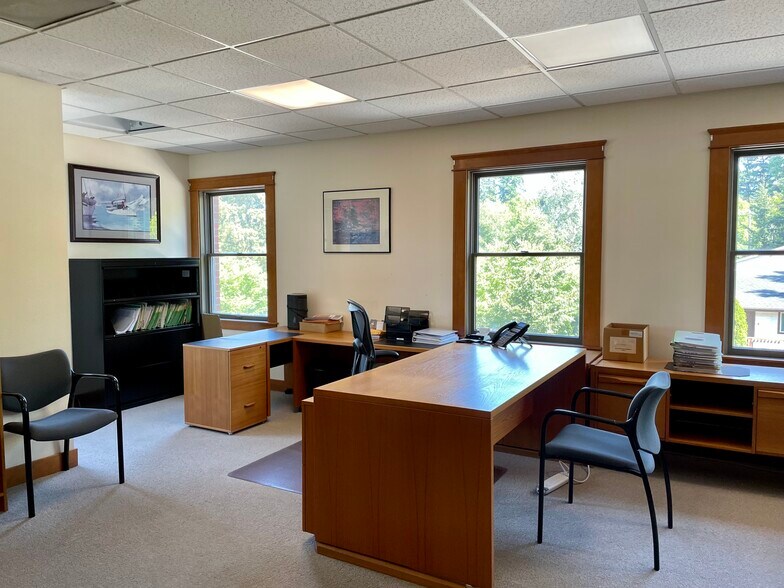 More Photos Of 18660 Sw Boones Ferry Rd, Tualatin Office For Lease