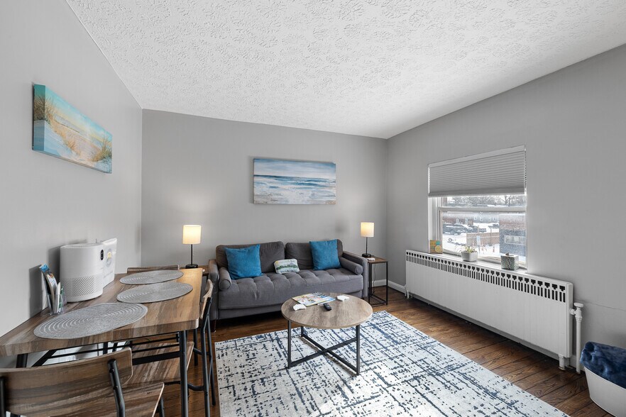 More Photos Of 201 3rd St, Fairport Harbor Hospitality For Sale