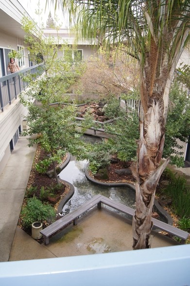 More Photos Of 910 Florin Rd, Sacramento Office For Lease