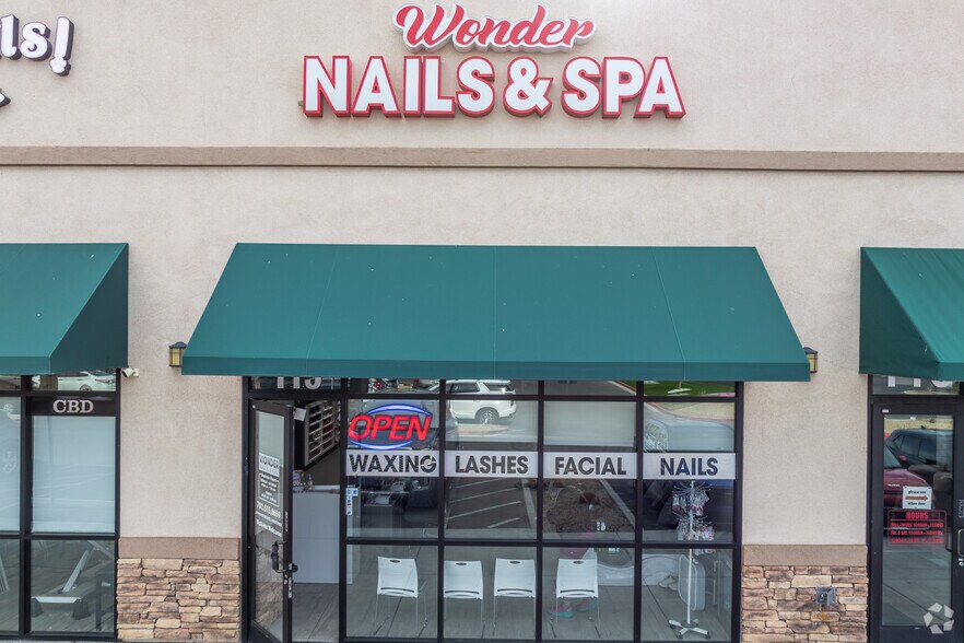 More Photos Of 7540 Oso Blanca Rd, Las Vegas Freestanding For Sale