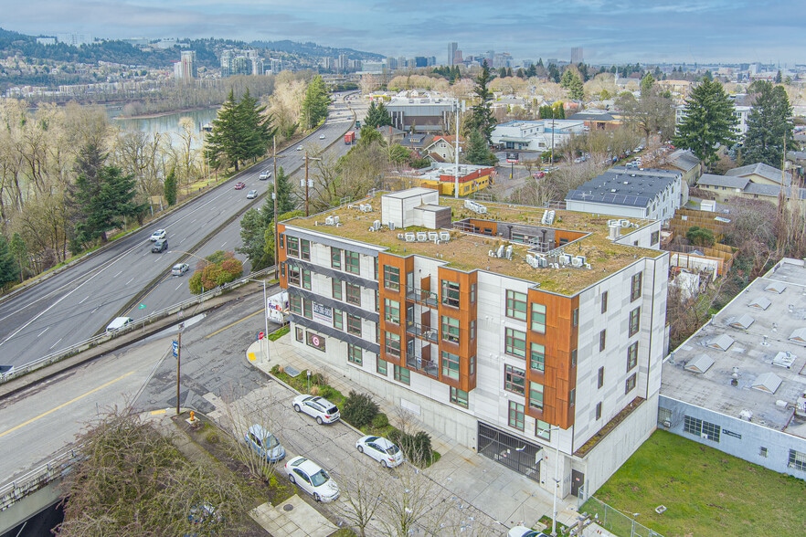 More Photos Of 4780 SE Milwaukie Ave, Portland Apartments For Sale