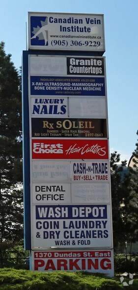 More Photos Of 1370 Dundas St E, Mississauga Medical For Lease