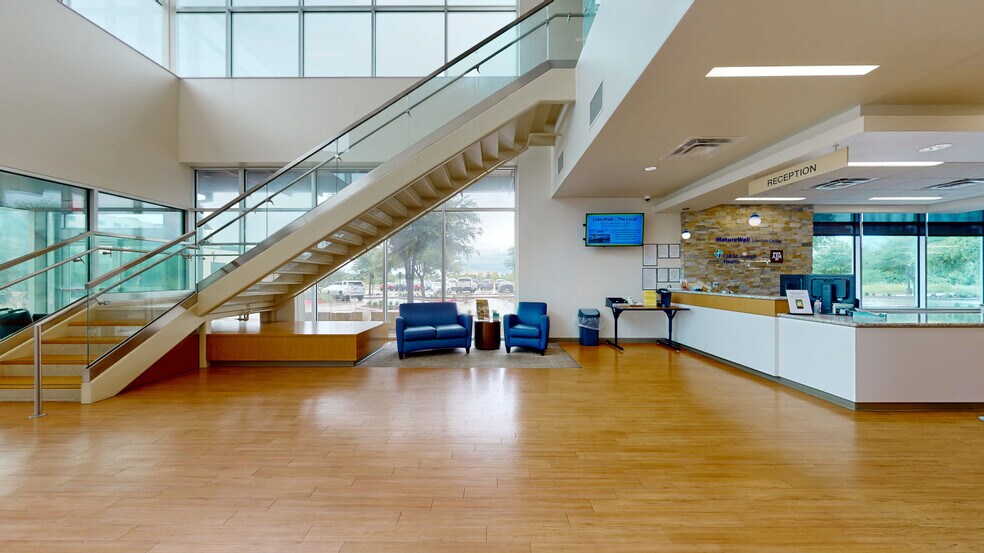 More Photos Of 3989 N Shore Dr, Bryan Medical For Lease