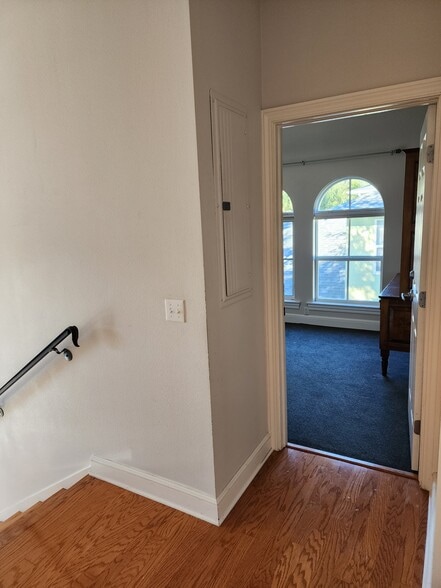 More Photos Of 3001 W Azeele St, Tampa Office For Lease