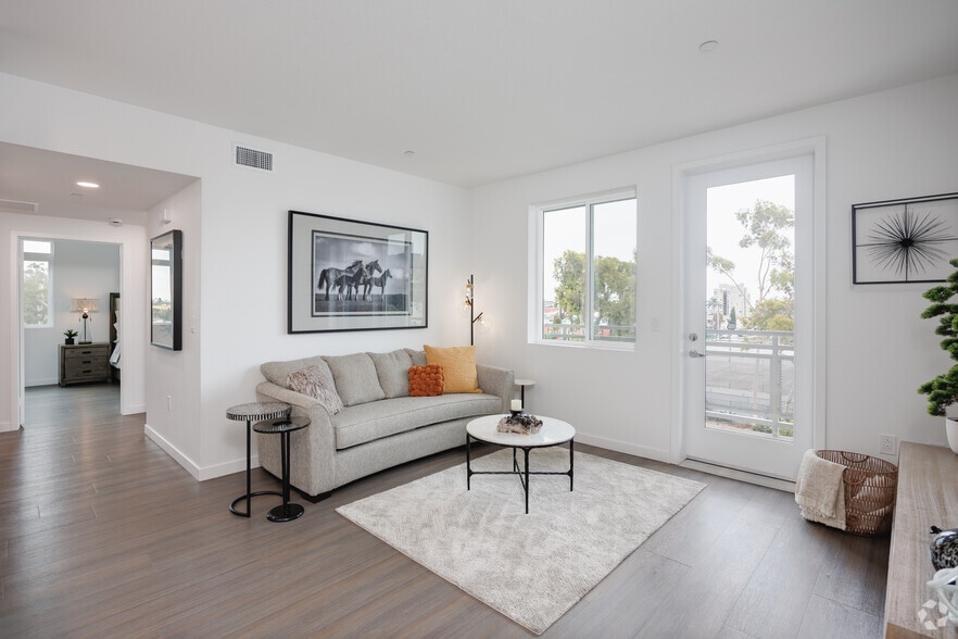 More Photos Of 2724 El Cajon Blvd, San Diego Apartments For Lease