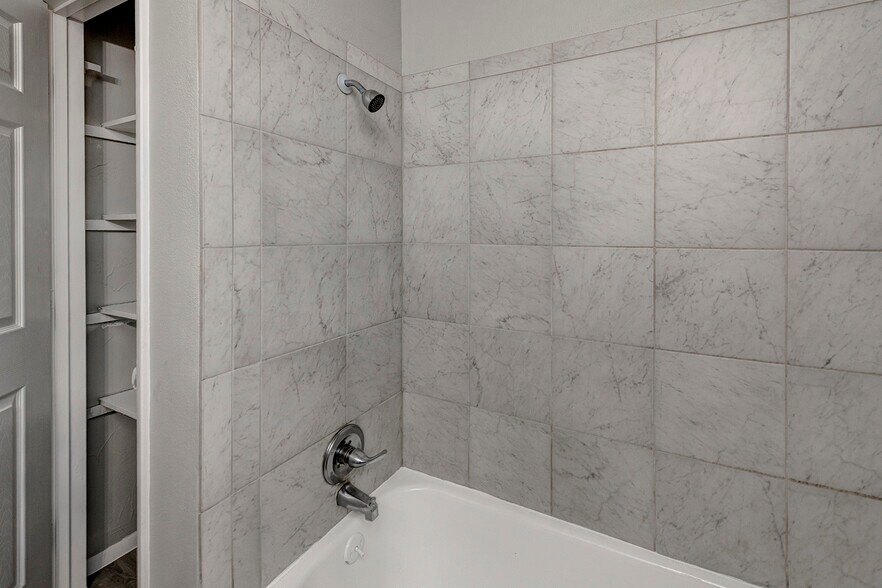 More Photos Of 1415 S Corona Ave, Colorado Springs Apartments For Sale