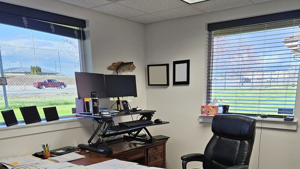 More Photos Of 1311 W Northwood Center Ct, Coeur d'Alene Medical For Sale