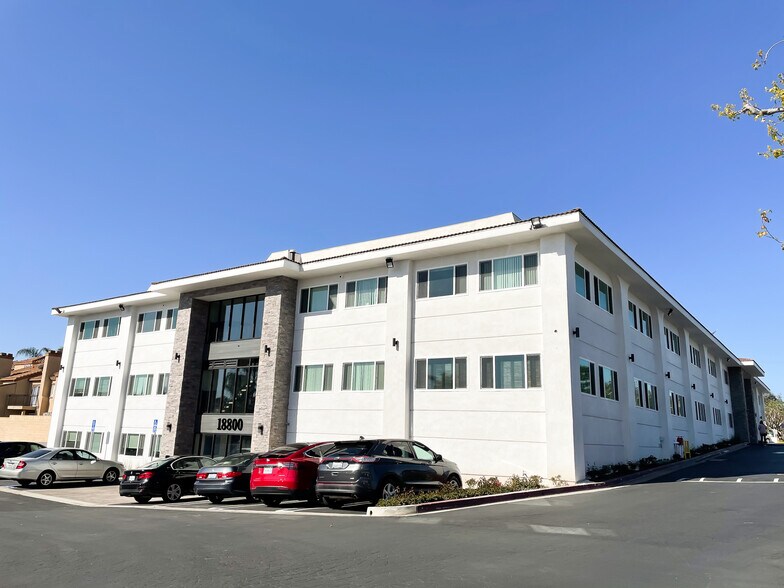 More Photos Of 18800 Main St, Huntington Beach Medical For Lease