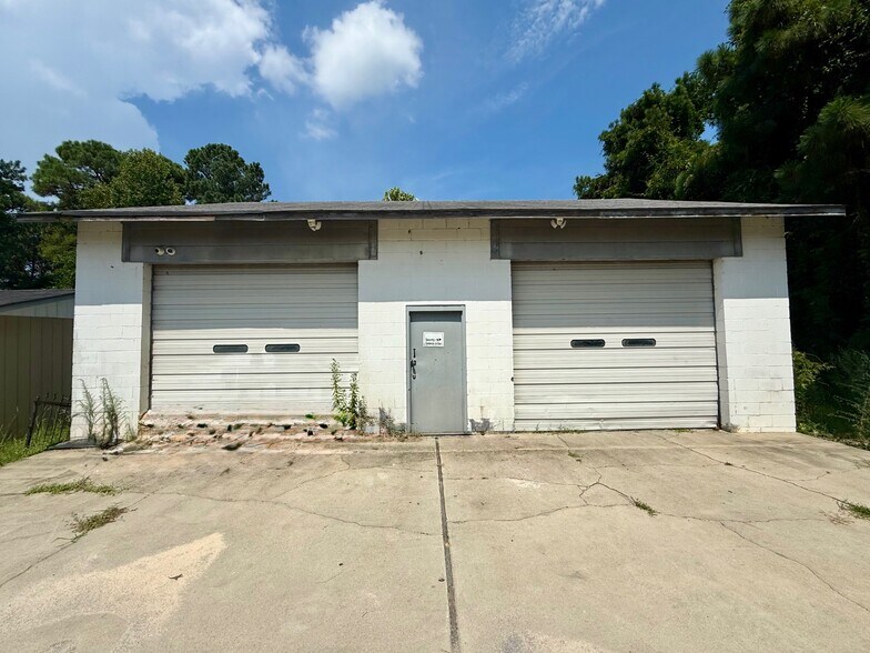 More Photos Of 3840-3850 Legion Rd, Hope Mills Storefront Retail Office For Sale