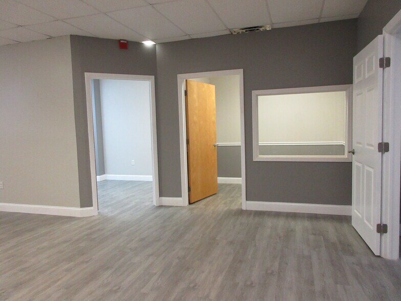 More Photos Of 540 NW University, Port Saint Lucie Office Residential For Sale