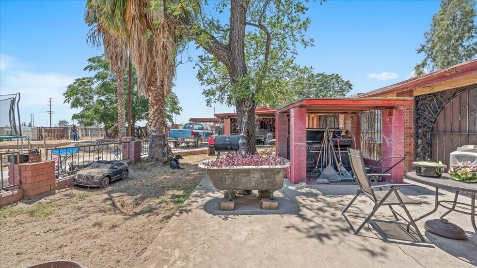 More Photos Of 1144 S Washington Ave, San Bernardino Land For Sale