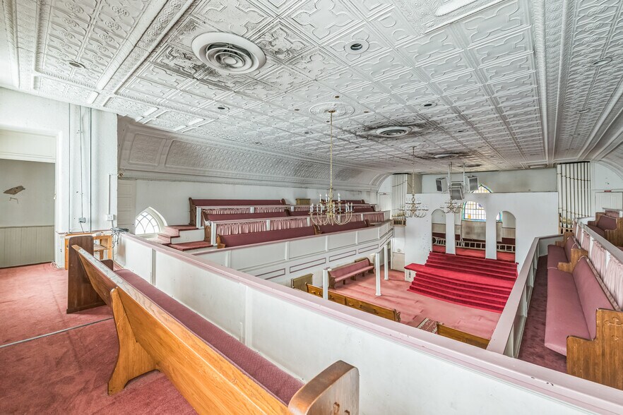 More Photos Of 105 E Pilkington St, Richmond Specialty For Sale