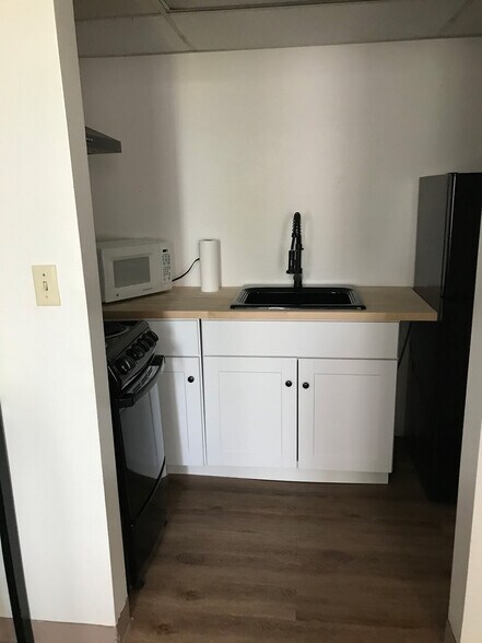 More Photos Of 322 S Main St, Lamar Apartments For Sale