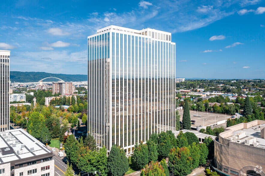 Primary Photo Of 825 NE Multnomah St, Portland Office For Lease