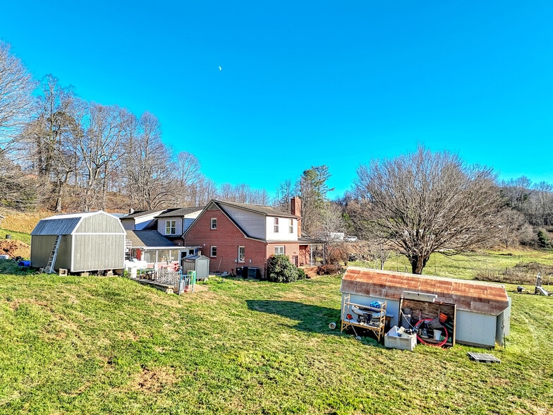 More Photos Of 1254 Pisgah Dr, Canton Specialty For Sale