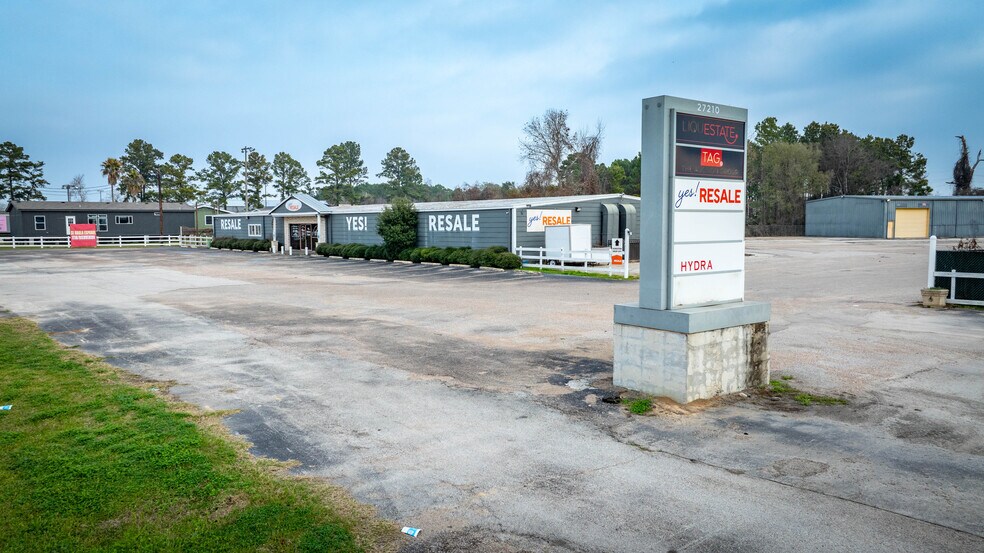 More Photos Of 27210 State Highway 249, Tomball Showroom For Lease