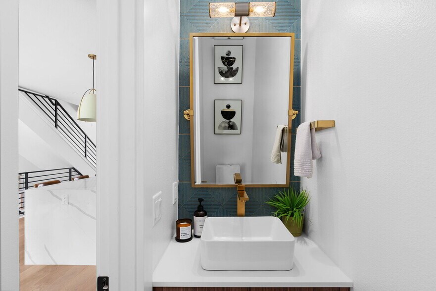 More Photos Of 4022 Valley View Rd, Austin Apartments For Sale