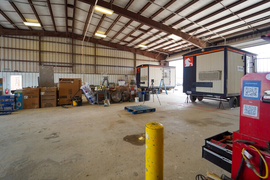 More Photos Of 8609 Lone Tree Rd, Victoria Industrial For Sale