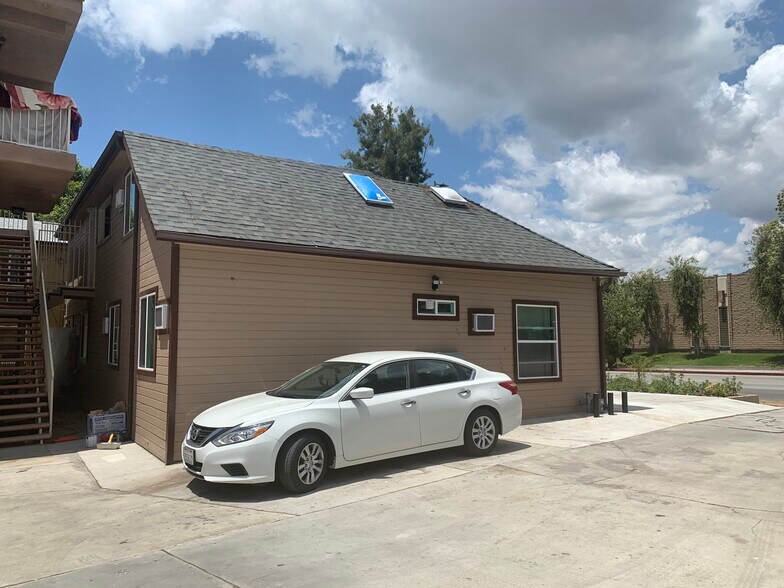 More Photos Of 1344 E Broadway, Glendale Apartments For Sale