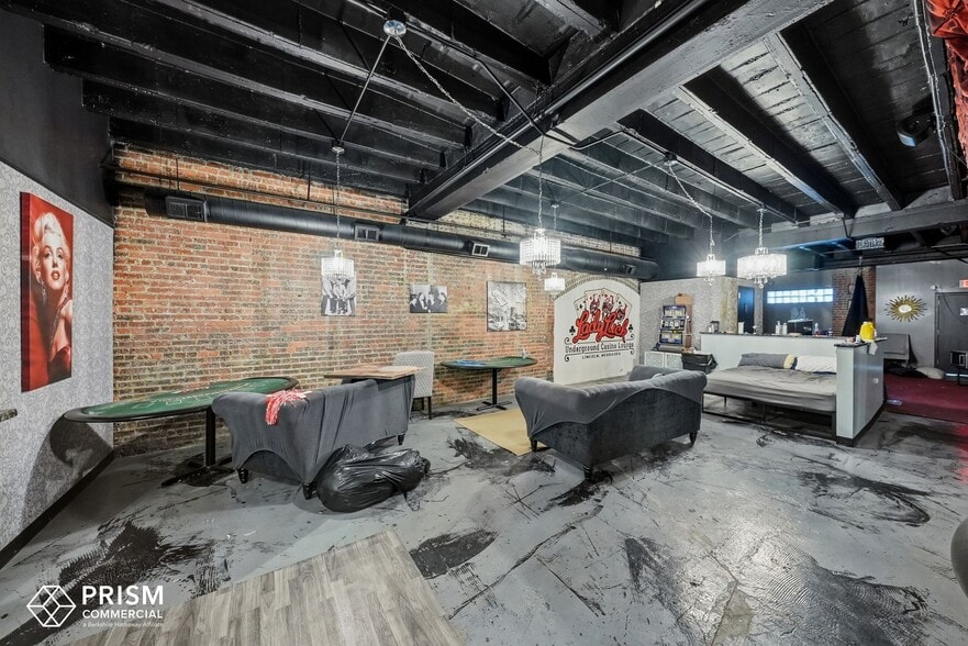 More Photos Of 1332-1336 P St, Lincoln Bar For Lease