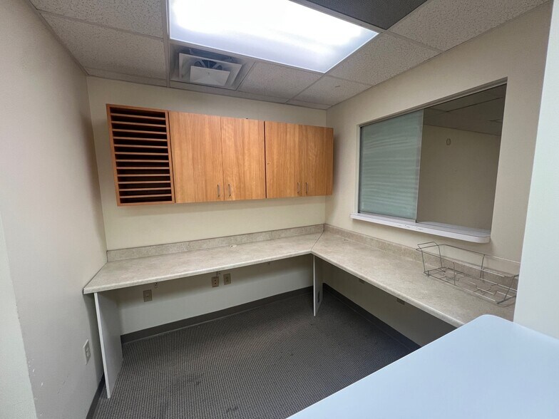 More Photos Of 4260 Glendale Milford Rd, Blue Ash Medical For Lease