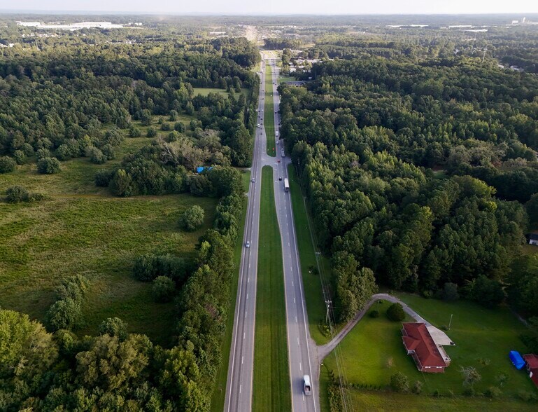 More Photos Of 0 Thompson Rd, Tyrone Land For Sale