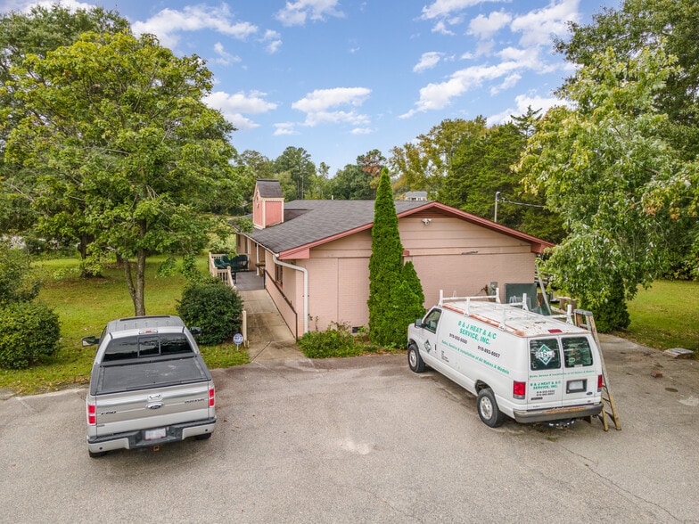 More Photos Of 2136 N Main St, Fuquay-Varina Medical For Sale