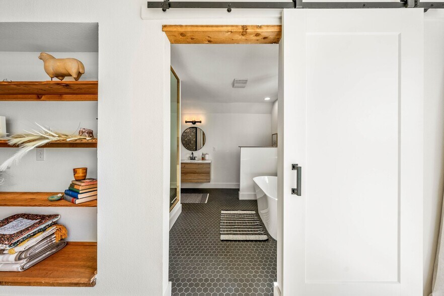 More Photos Of 4158 Creek Rd, Temple Specialty For Sale