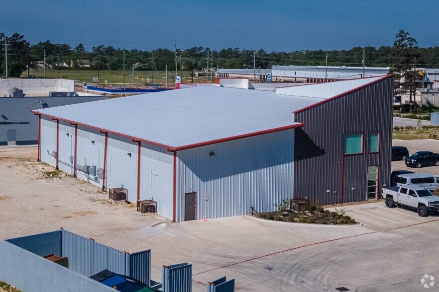 More Photos Of 22924 Kuykendahl Rd, Spring Light Manufacturing For Lease