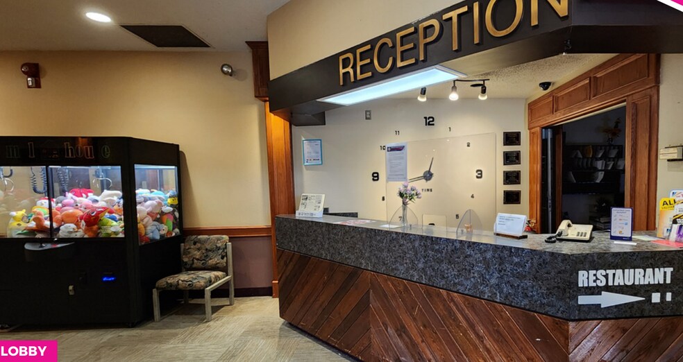 More Photos Of 71 Superior St, Devon Hospitality For Sale