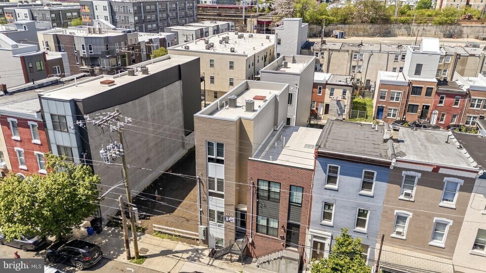 More Photos Of 2010 N 8th St, Philadelphia Apartments For Sale